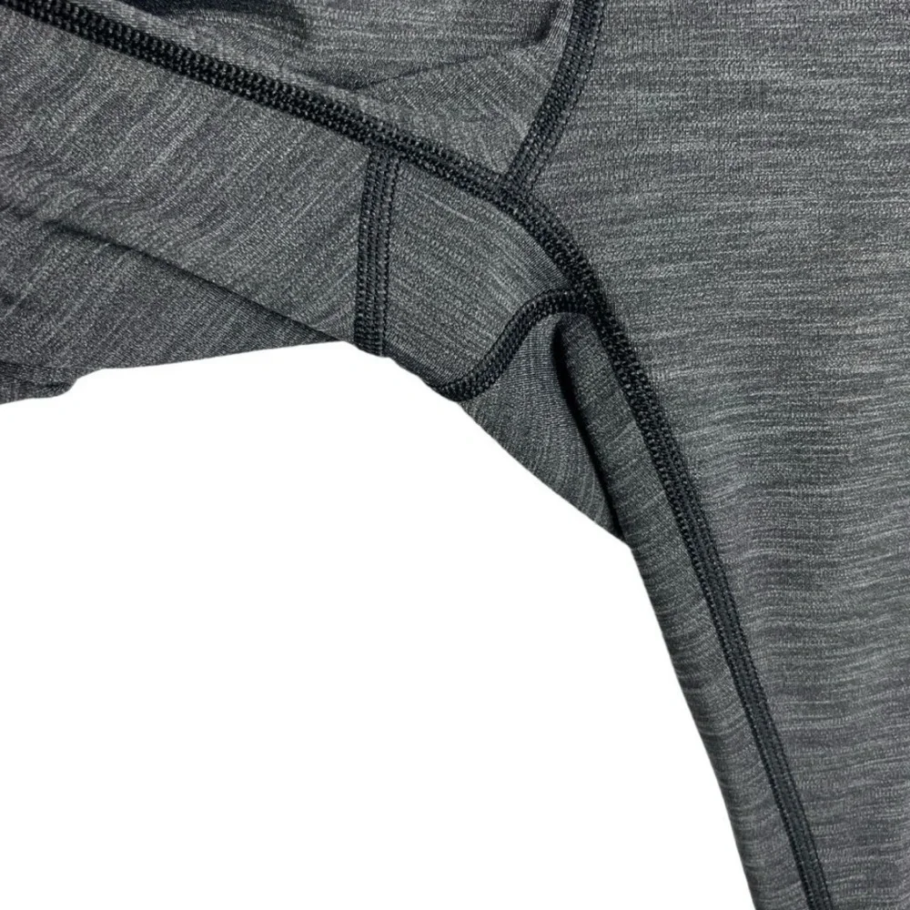 Lululemon Athletica Women's Wunder Under Crop Leggings in Heathered Gray Size 4